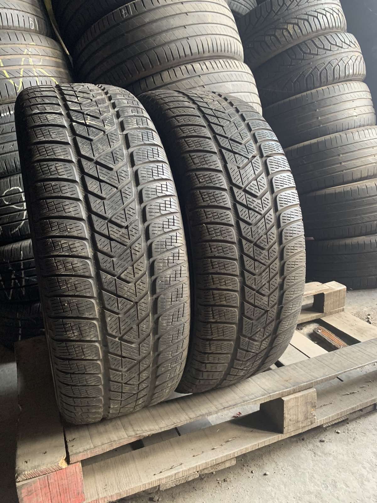 235.65.17 Pirelli 2шт БУ склад шины резина из Европы R17 235/65