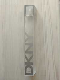 DKNY Womanity 100ml pusty flakon po perfumach