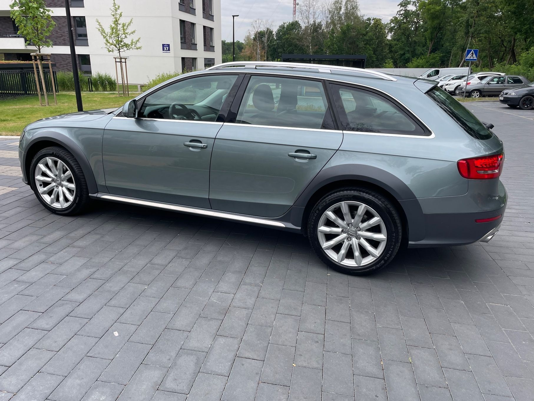 Audi A4 Allroad 2,0 tdi allroad quattro 170KM