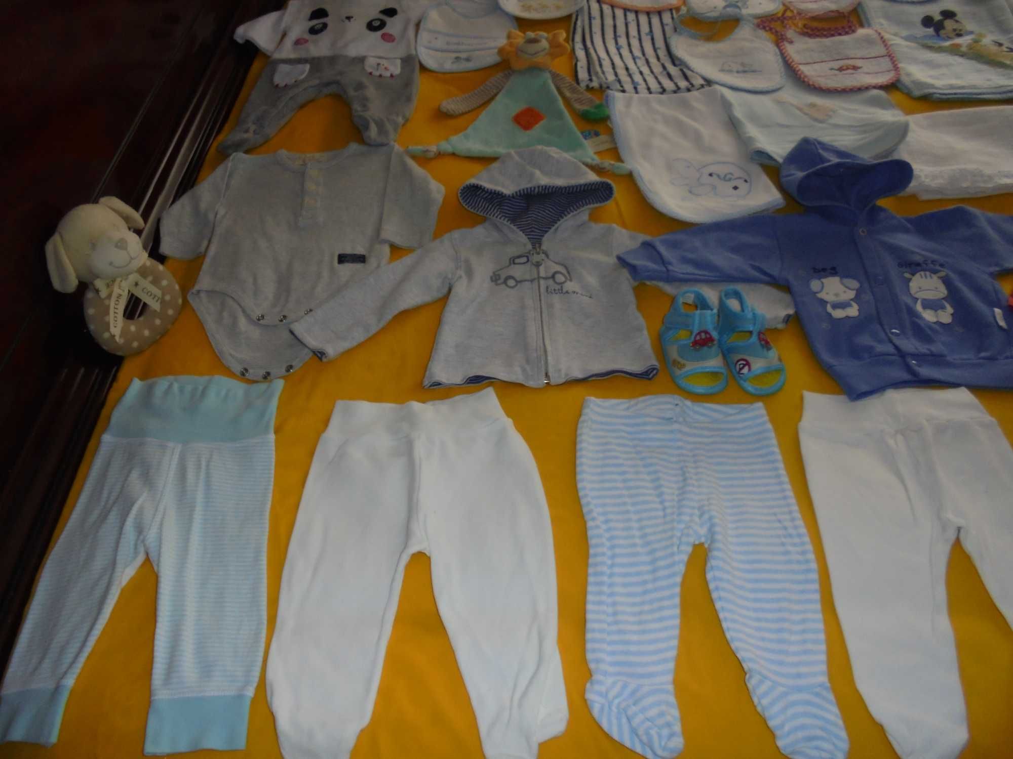 lote de roupa de menino bebé o guiso cão