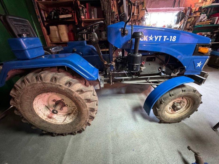 Трактор Скаут 18