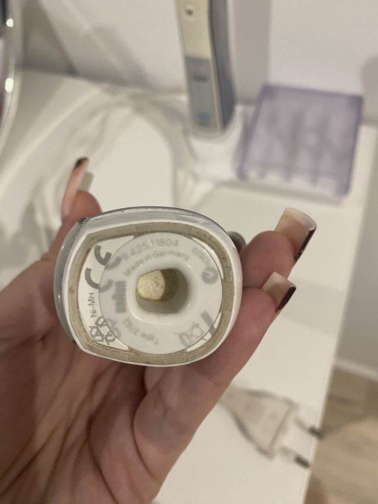 Szczoteczka elektryczna Braun Triumph 5000 Smart