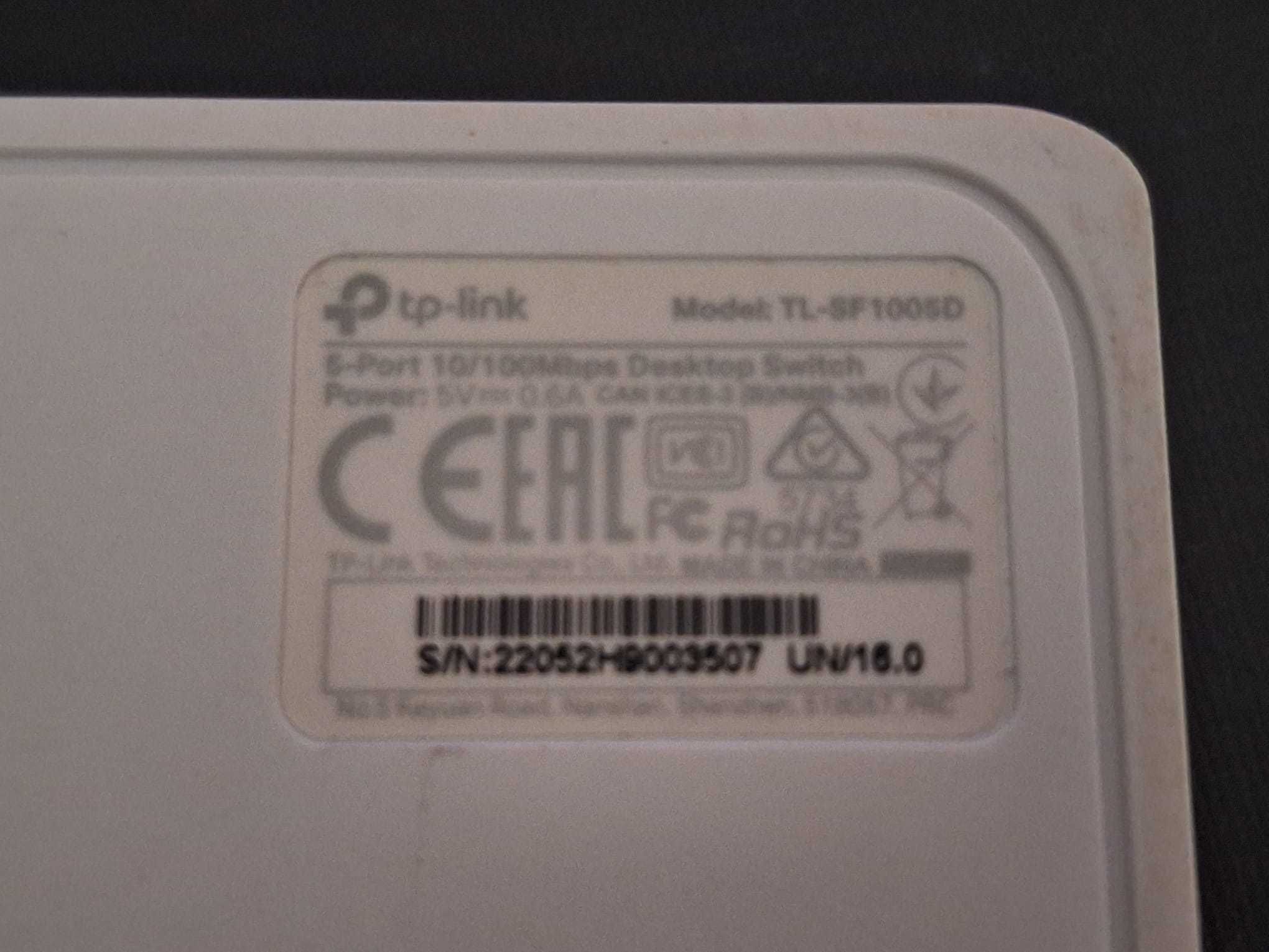 Switch TP-LINK TL-SF1005D (8 Portas Fast Ethernet)