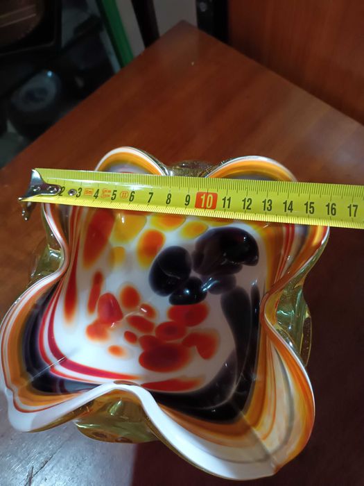 Fantástico cinzeiro ou despeja bolsos Marinha Grande