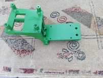Podstawa uchwyt łapa sprężarki  powietrza John Deere 64 6900 L79805