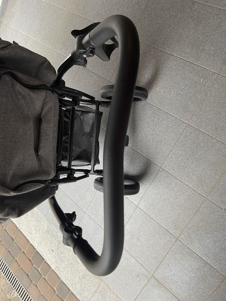 Wózek Bebetto 42 dla bliźniąt lub rok po roku