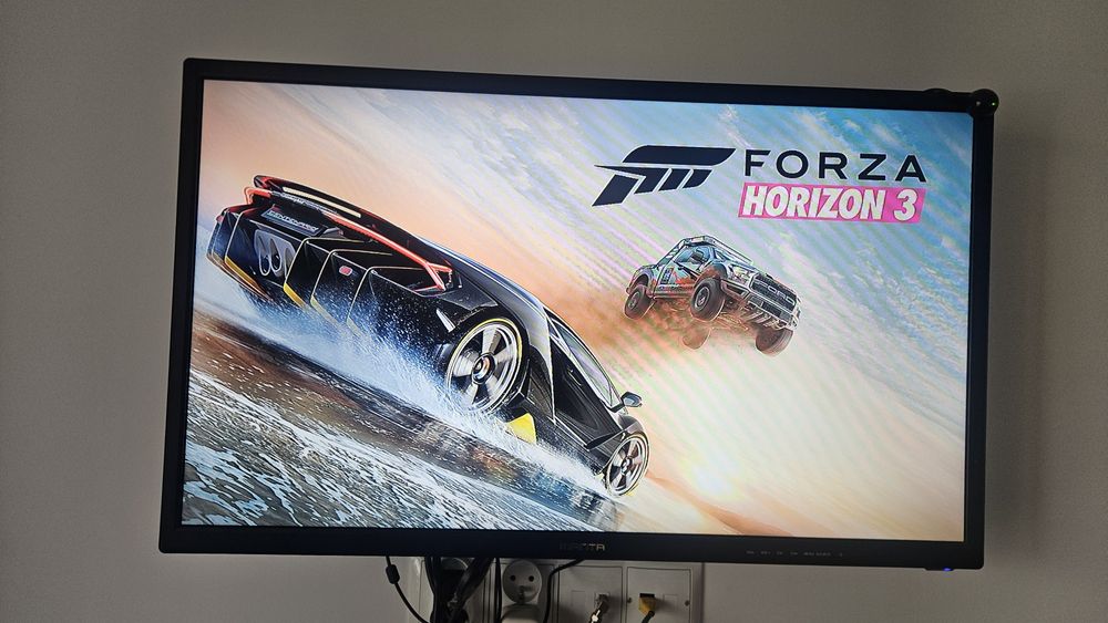 Telewizor Manta 32cal z ukrytym  dekoderem DVBT-2