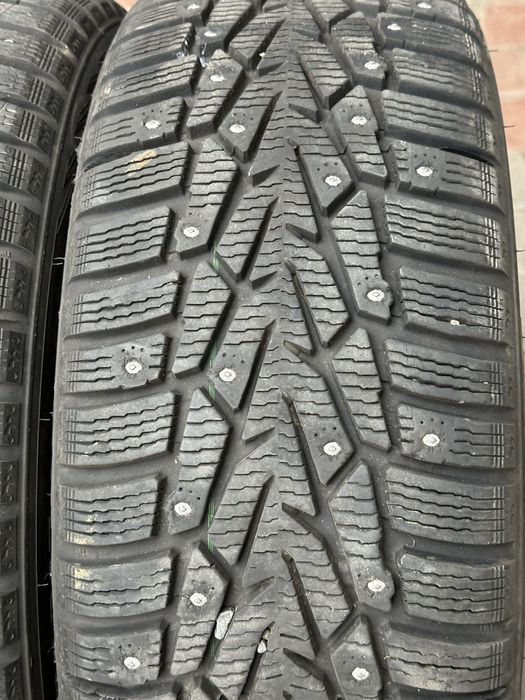 215-55-17 Nokian Hakkapeliitta 7 зима шип шипована