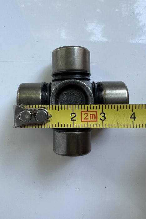 Хрестовина рульового валу 15х39