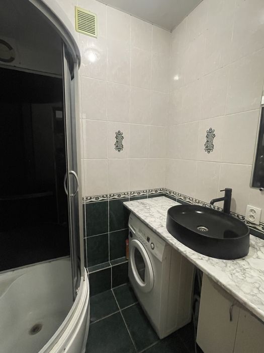 Оренда 2-кімнатної квартири з лічильником на тепло в Дніпровському рн