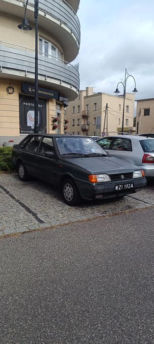Polonez Atu UWAGA: wyjątkowa okazja! Polonez Atu, pierwszy właściciel, czarne tabl