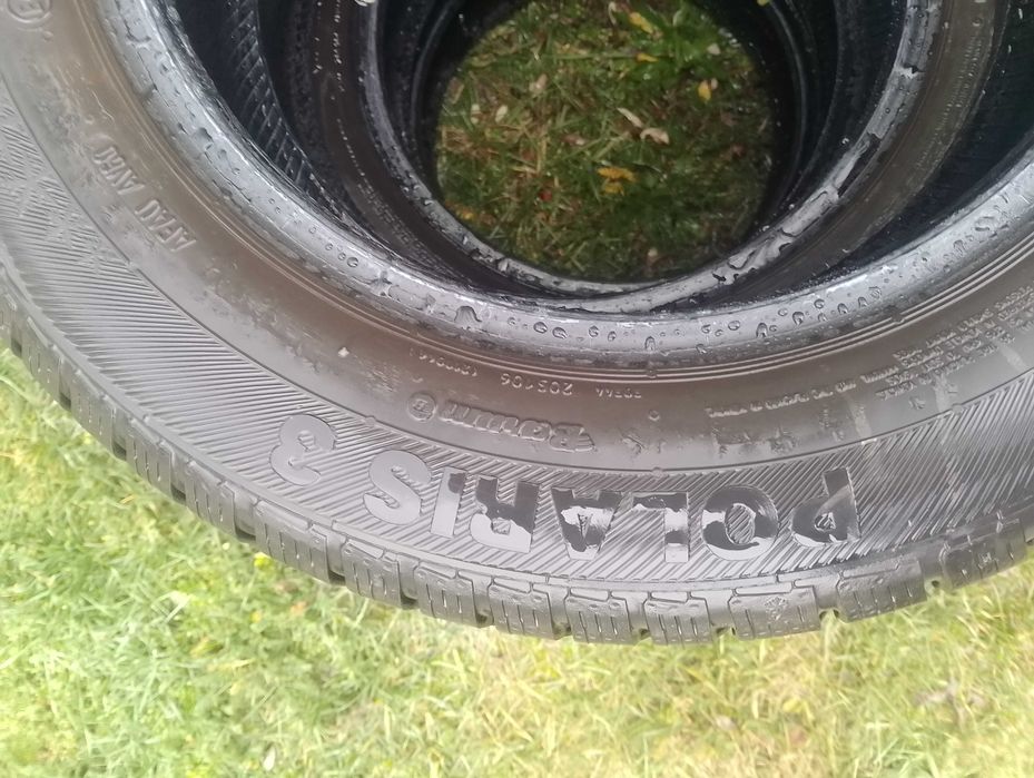 Opony zimowe 4x 165/70R14 Barum