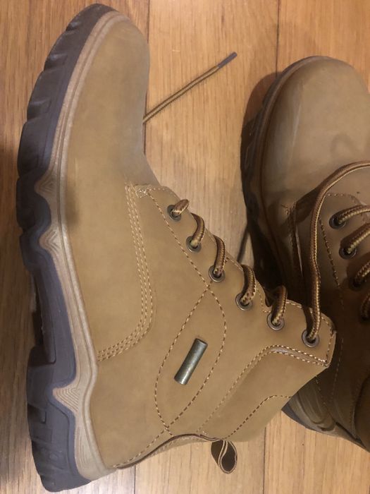 Calçado rapaz quentes