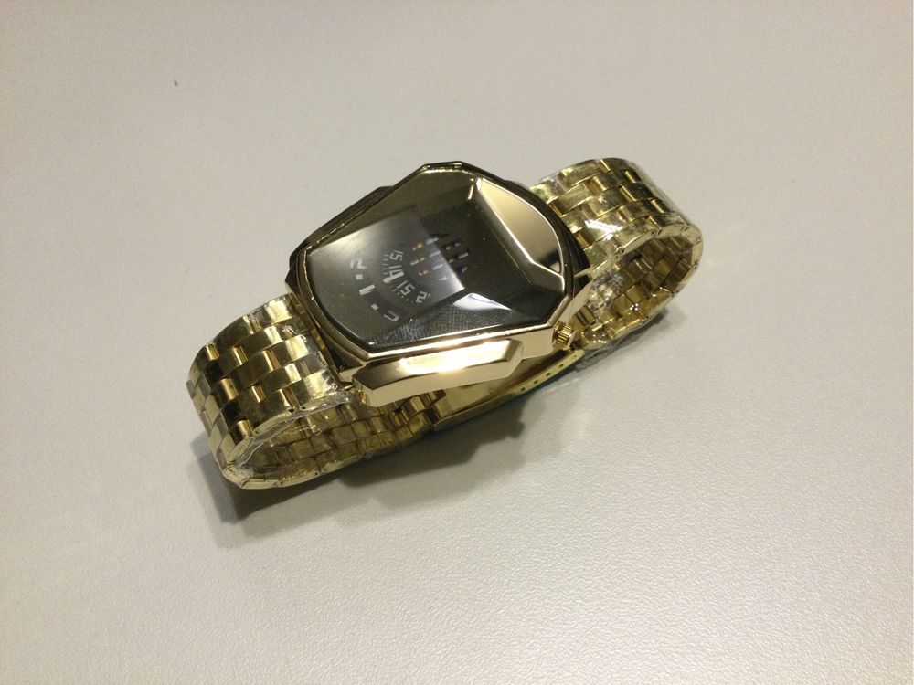 Zegarek na rękę, ręczny zegar, bransoleta, nowy, złoty kolor, męski