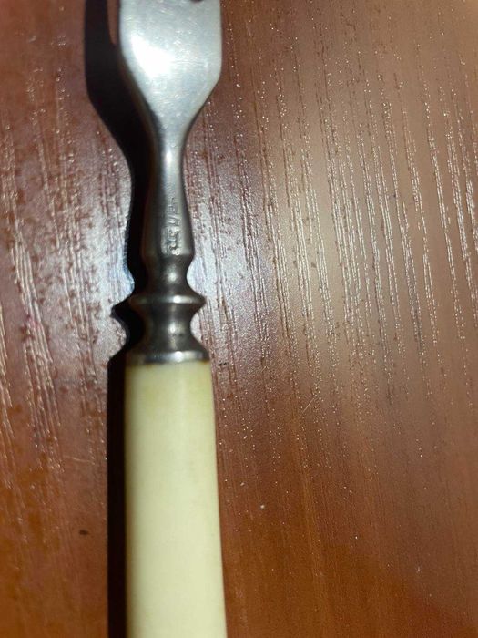 Вилка детская нержавейка в коллекцию.