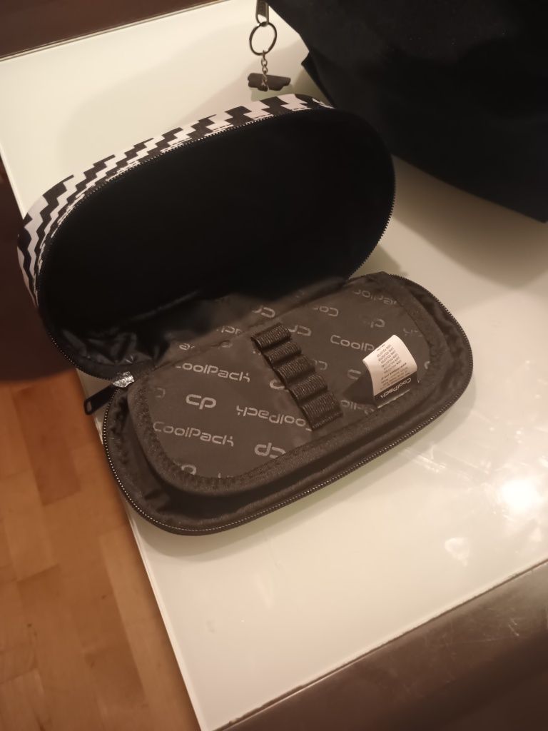 Plecak Vans plus piórnik coolpack