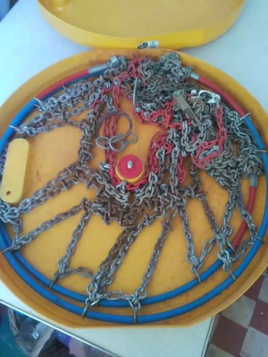 Цепи противоскольжения автомобильные 15-16 "