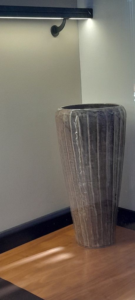 Vaso decorativo cerâmico alto cor taupe
