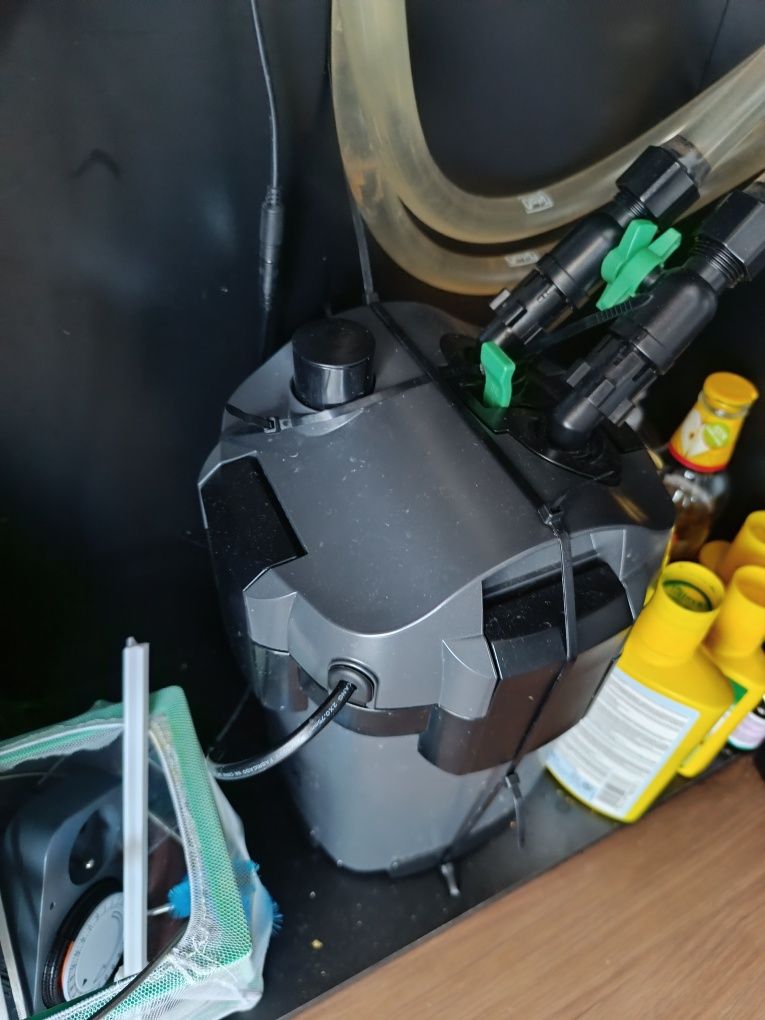 Akwarium 60l ze wszystkim plus szafka