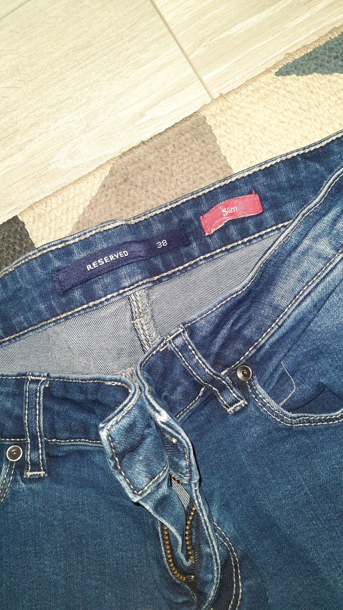 Spodnie jeansowe Reserved r. 38