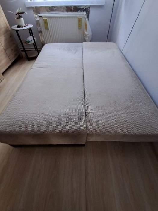 Sofa z funkcją spania.