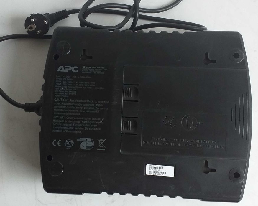 Zasilacz UPS APC ES 550 - bez aku, 8 gniazdek listwa zasilająca!