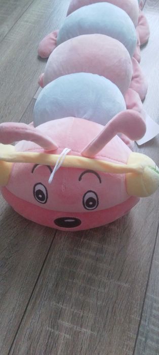 М'яка іграшка величезна гусениця