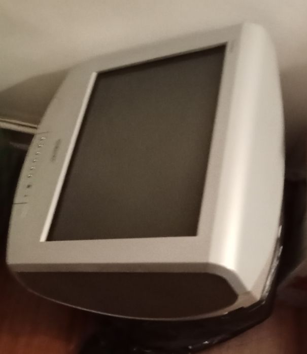 Sony Trinitron estéreo 34cm