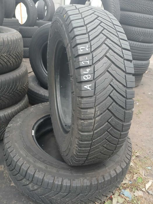 A842. MICHELIN AGILIS CROSSCLIMATE 215/75/16C opony całoroczne