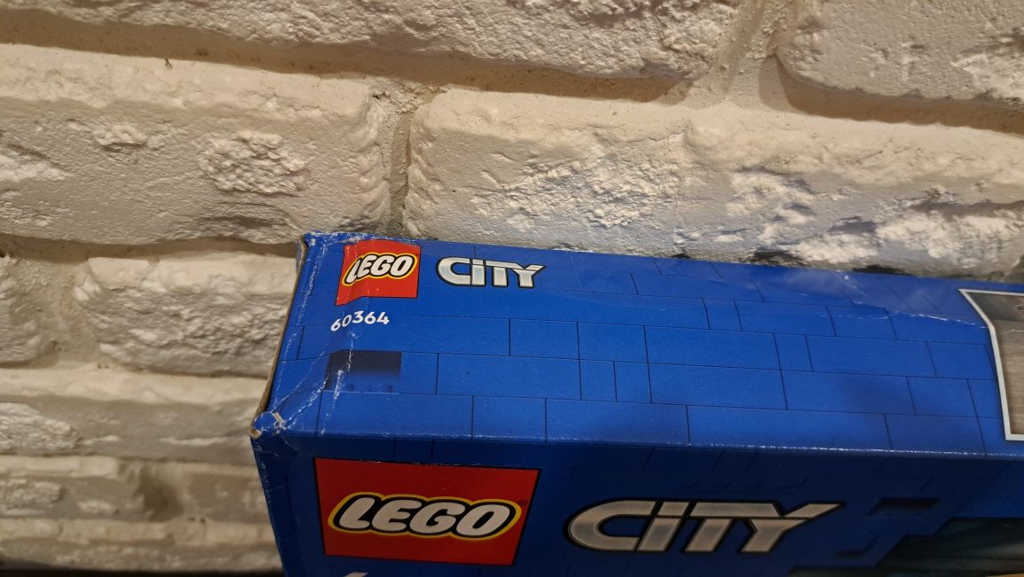 Конструктор LEGO City Уличный скейтпарк