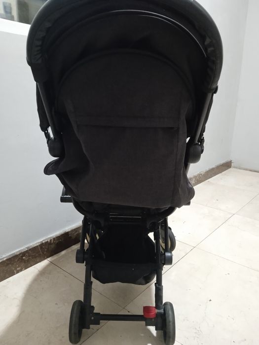 прогулянкова коляска YOYA