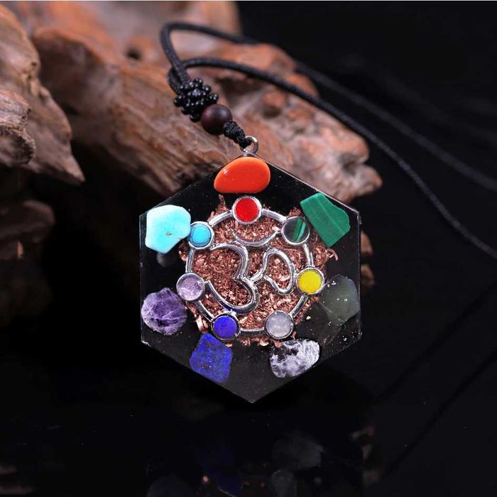 Śliczny Orgonitowy Naszyjnik Wisiorek Ceregat Malachit Kryształ Turkus