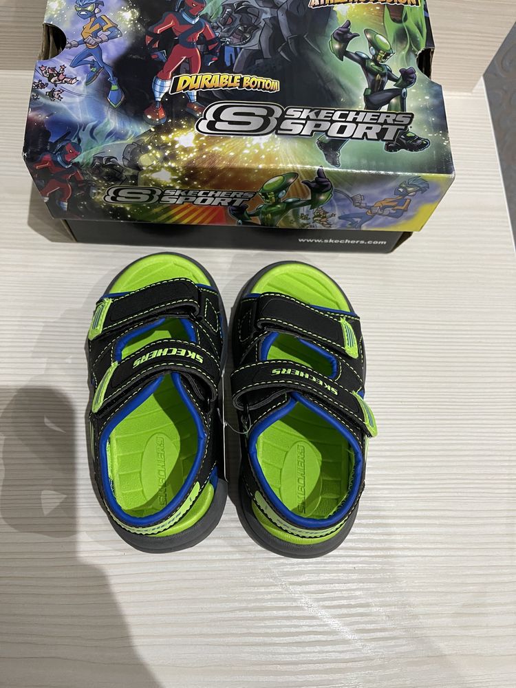 Сандалии Skechers 23