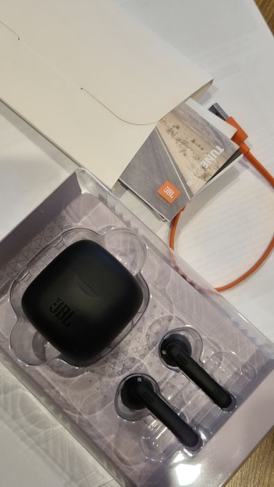 Słuchawki JBL TUNE 225 TWS