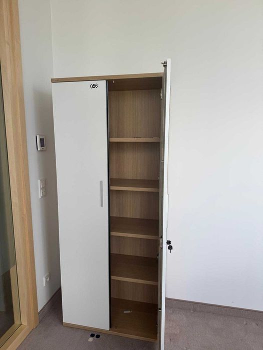 Szafa biała aktowa 80x190 cm szafa biurowa szafy białe aktowe biurowe