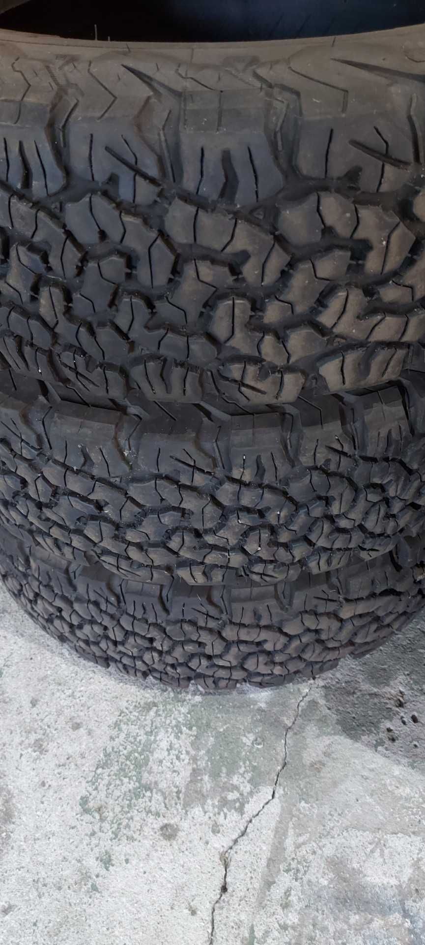 Opony BF Goodrich AT 215/65 R16 komplet