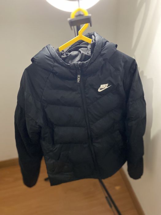 Casaco de rapaz usado como novo em bom estado e quentinho de bom mater