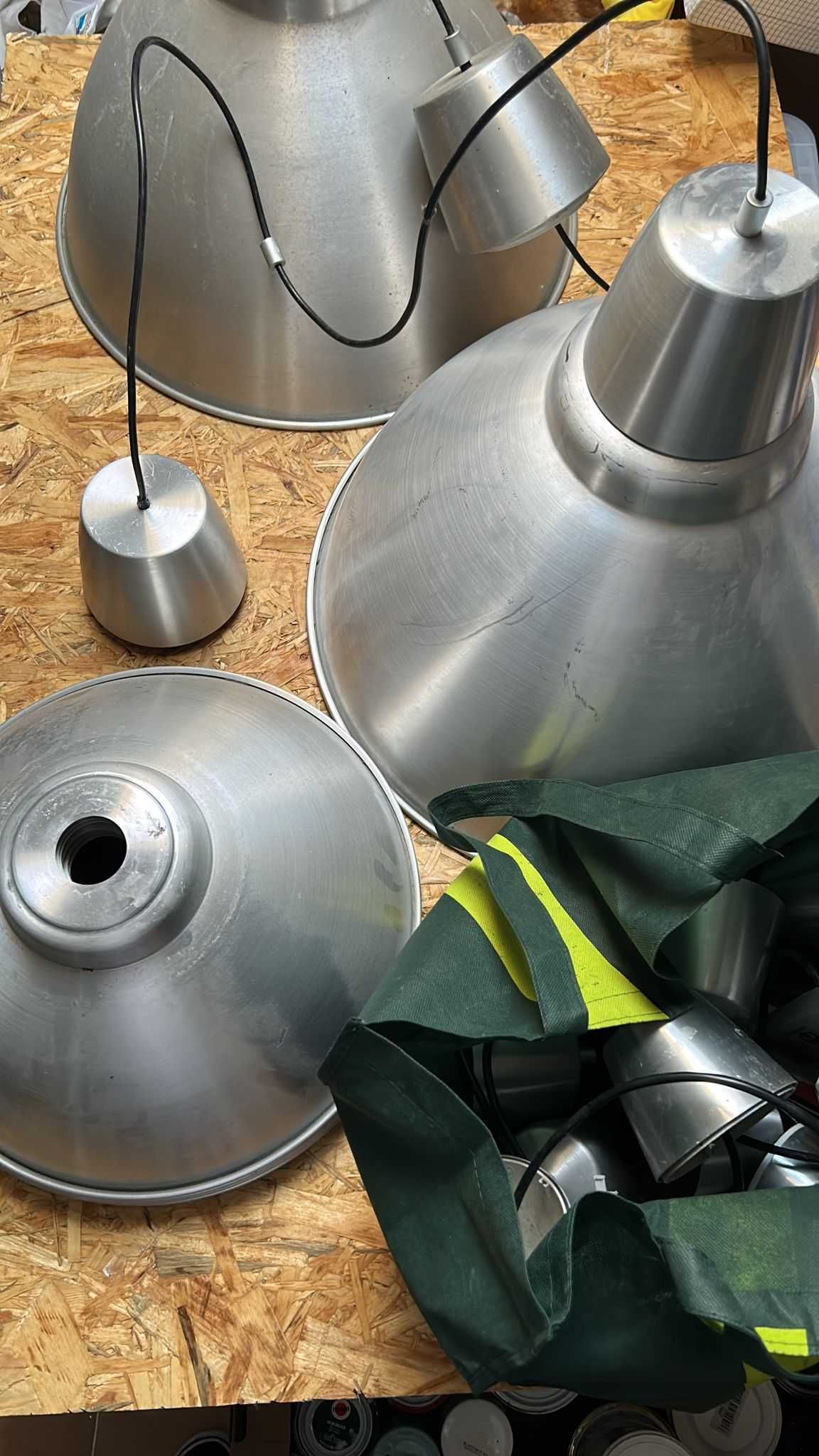 Conjunto de Candeeiros de Teto Estilo Industrial – OPORTUNIDADE