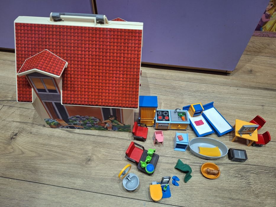 Domek playmobil niekompletny