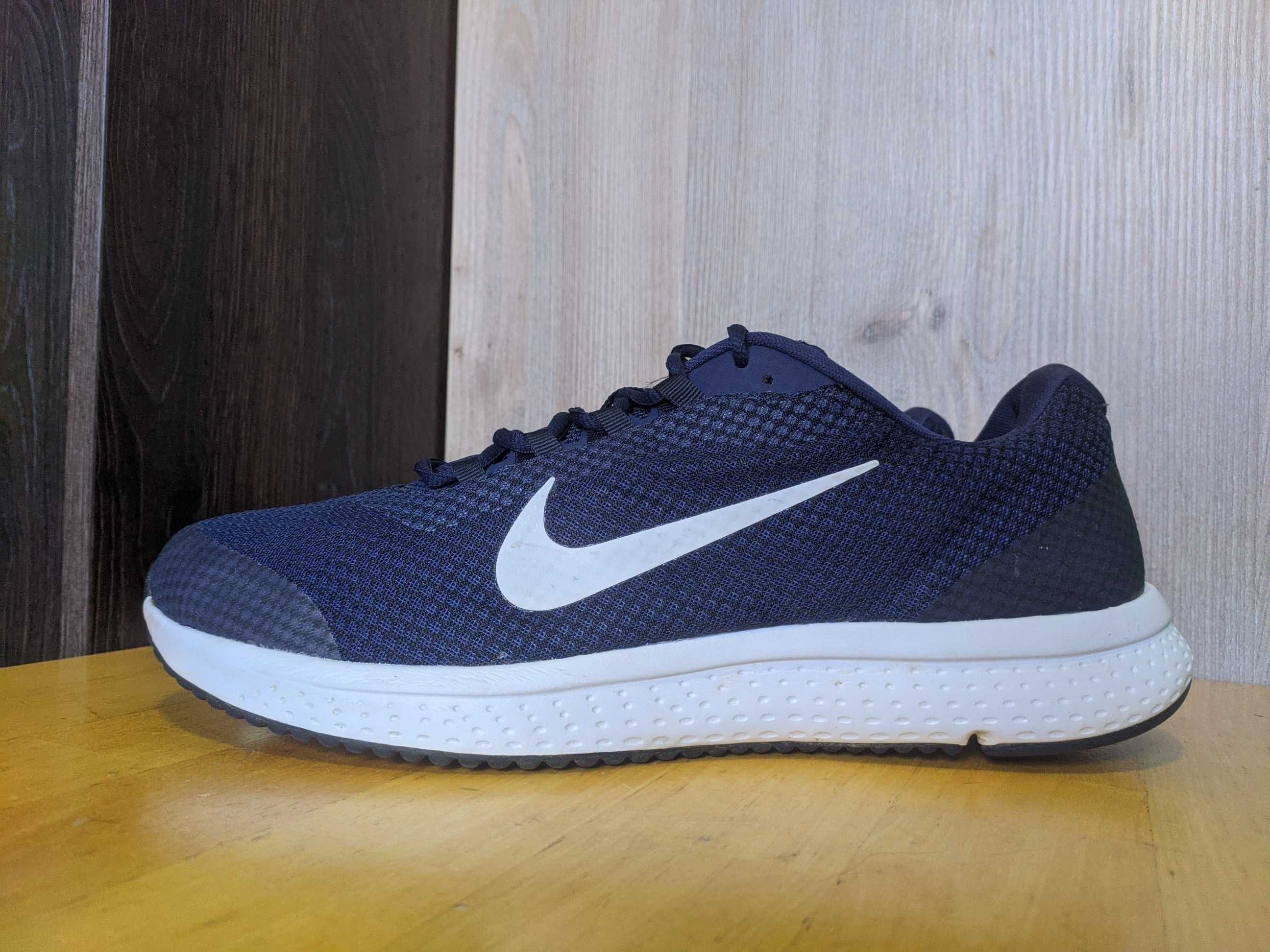 Кроссовки беговые Nike Runallday