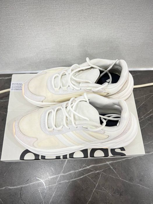 Женские кроссовки Adidas Ozelle