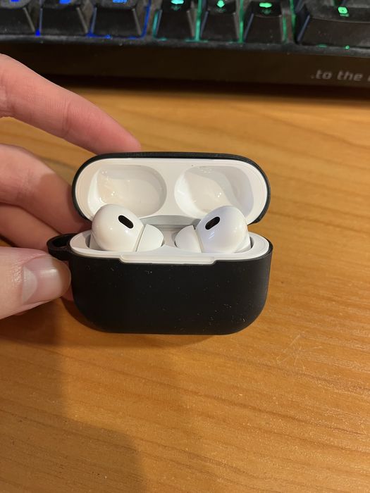 Air Pods pro 2 на гарантии до 08.01.2026