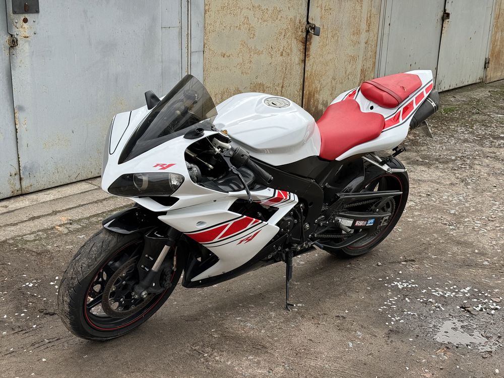 Yamaha r1 2008 с Японии