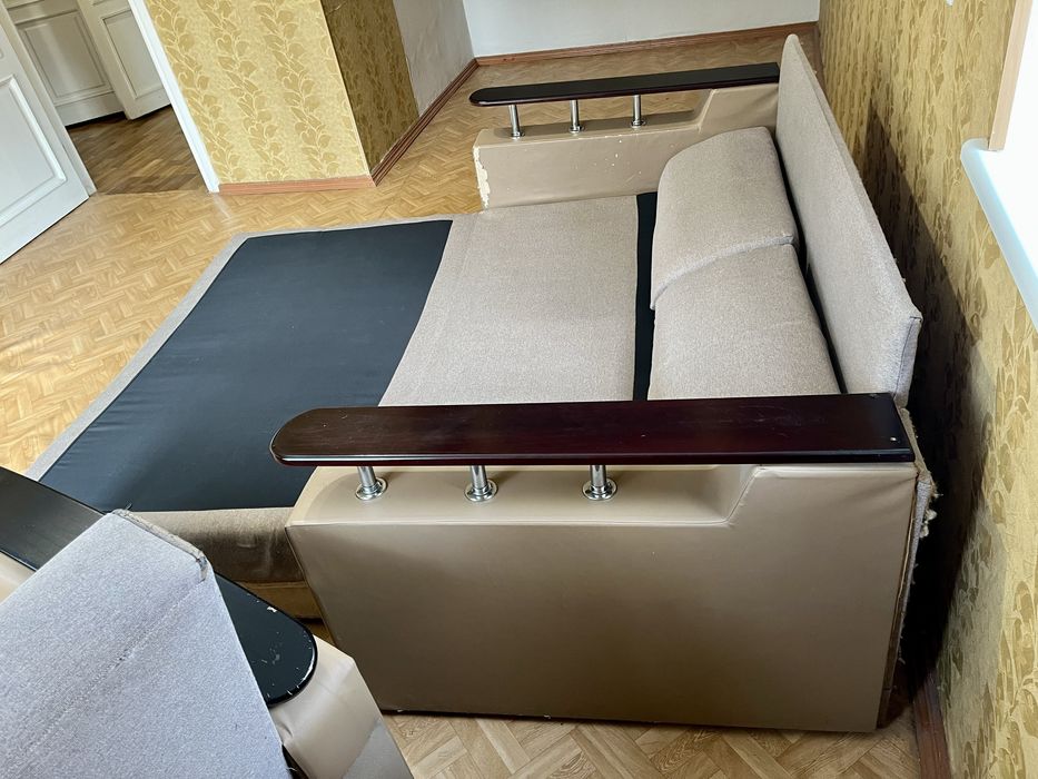 Диван вперед и кресло