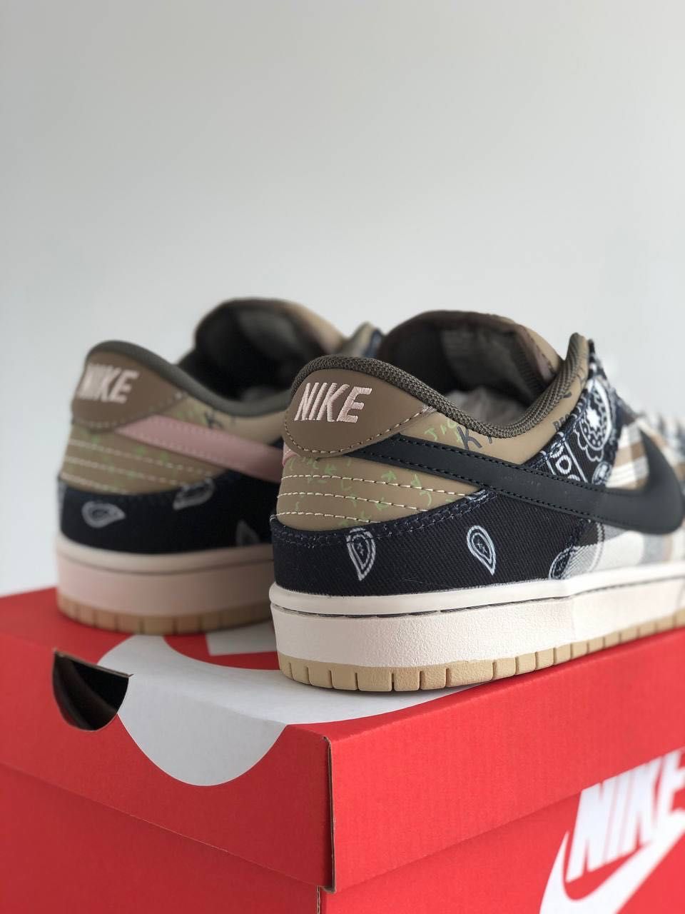 Мужские кроссовки Nike Air SB Dunk x Travis Scott. Размеры 40-45