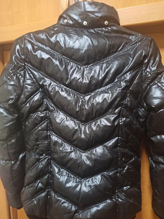 Куртка  оригинал демисезонную  фирменная  женская Pepe jeans ( пух-пе