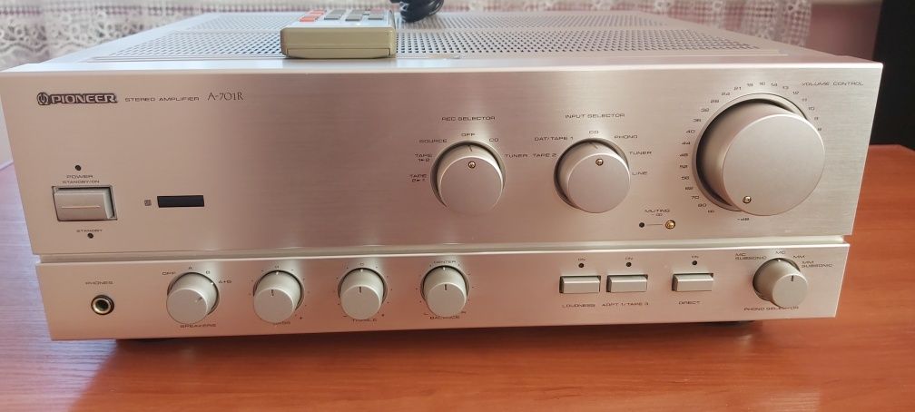 Продається підсилювач Pioneer a701r