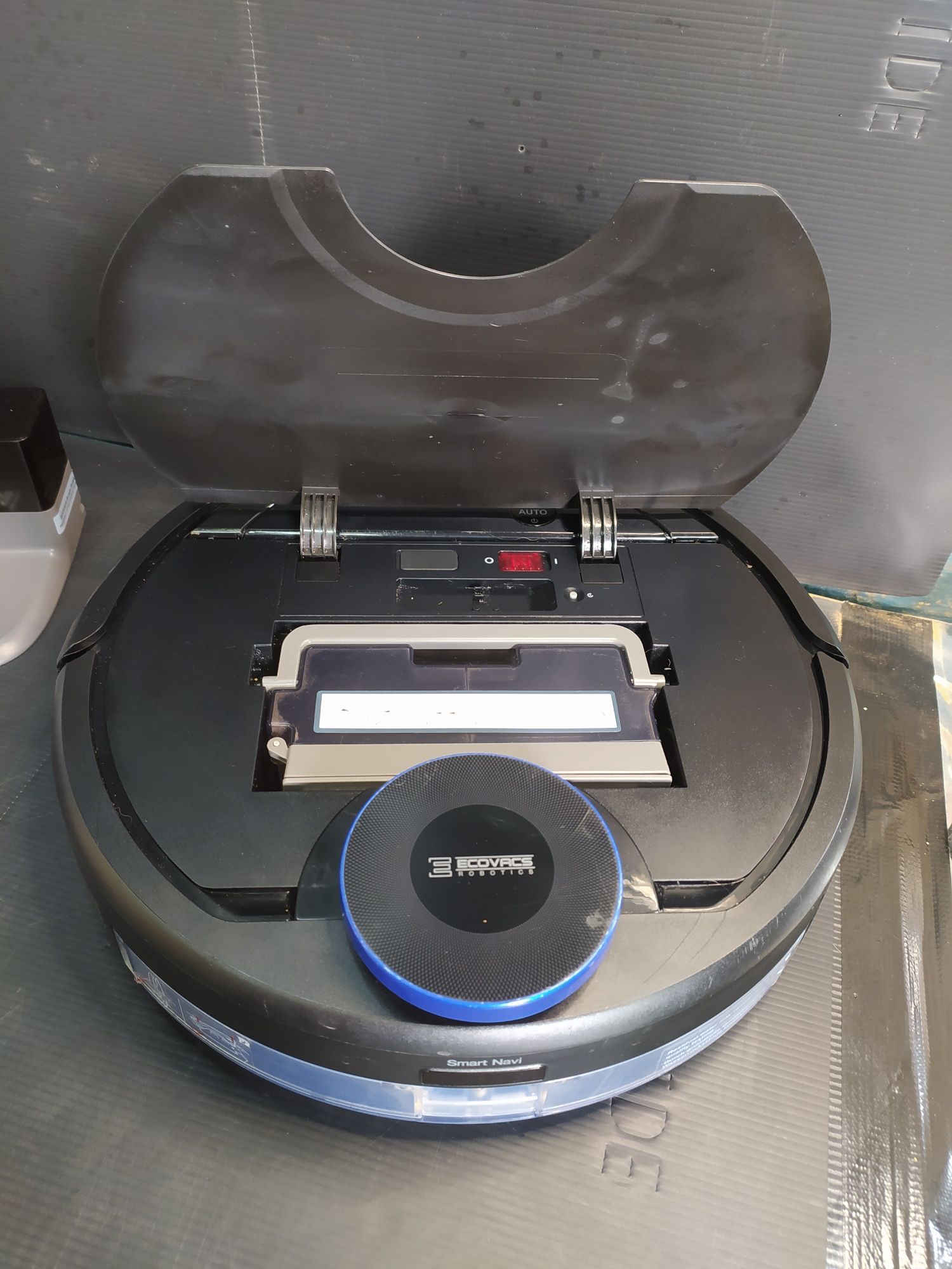 Deebot  Ecovacs OZMO930 odkurzacz automatyczny