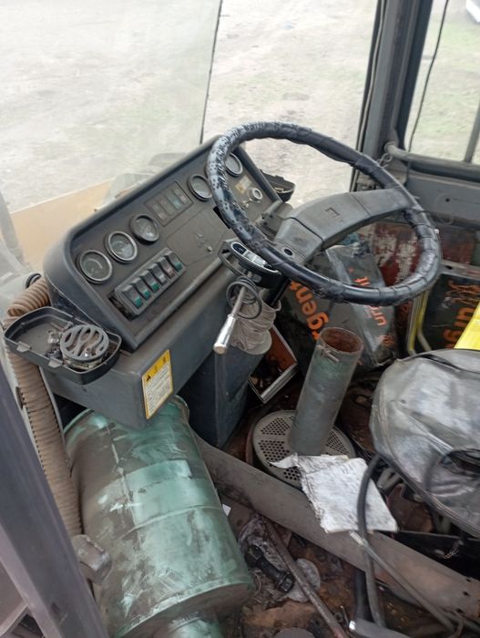 Фронтальный погрузчик SDLG 933L