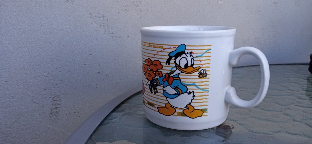 Kubek Daisy and Donald walt Disney production z 1980 r made in england